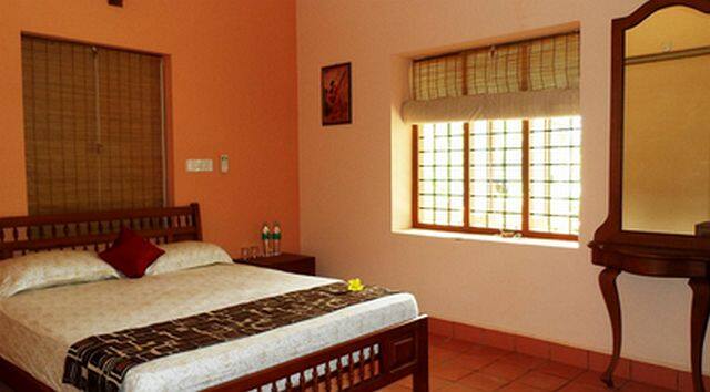 Hotel Naya Kashmir, Srinagar 3